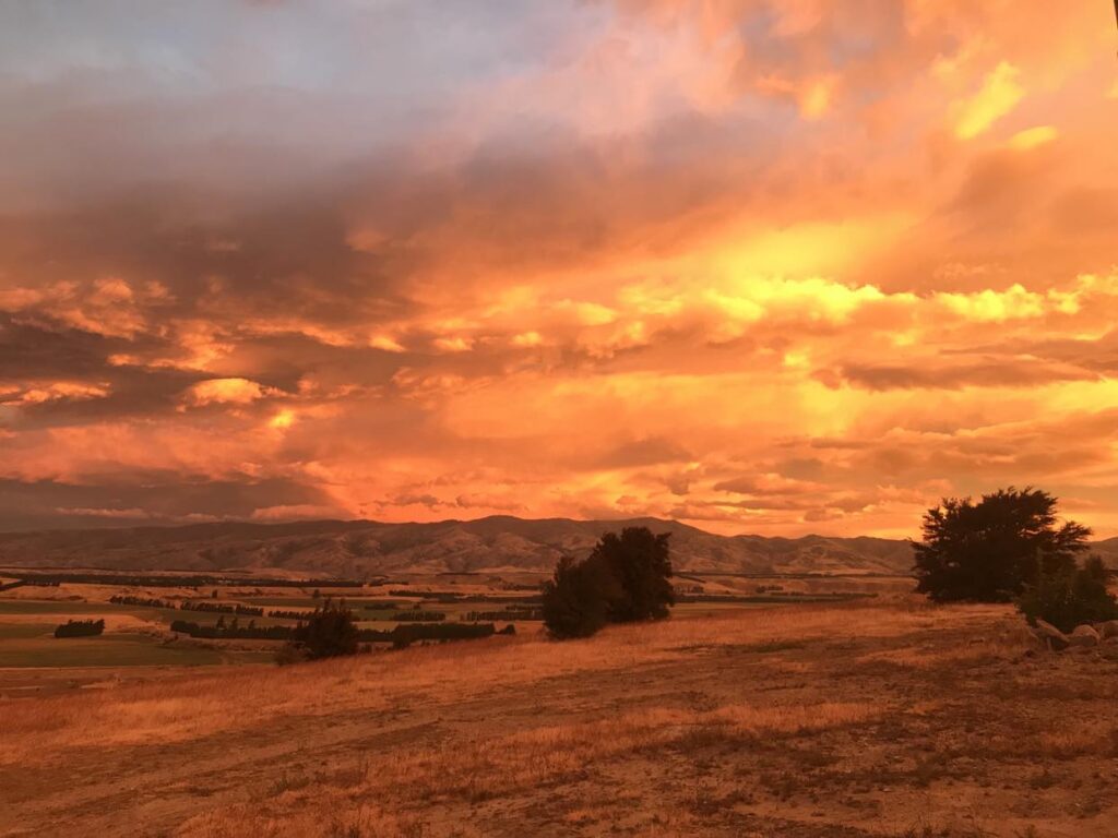 Matagouri Lodge sunset Matagouri Lodge sunset